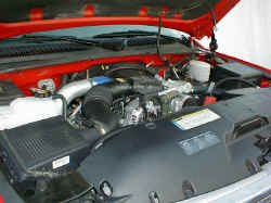 2001 Duramax engine4-IAEI.jpg (83463 bytes)